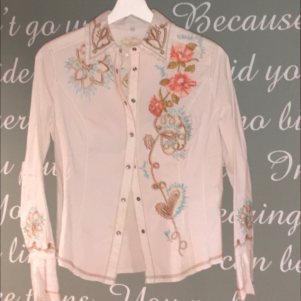 LOVE POLLY SNAP FRONT TOP